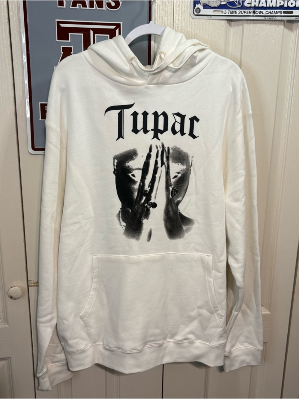 Tupac Graphic White Hoodie - Men's Pullover Sweatshirt